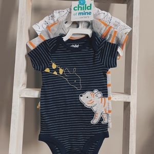 Brand New 3-pack Baby Bodysuit 0-3 Month